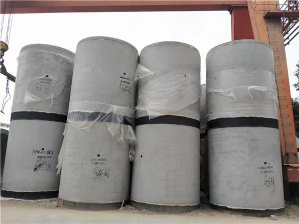 頂進施工用鋼筋混凝土排水管 1800×2500